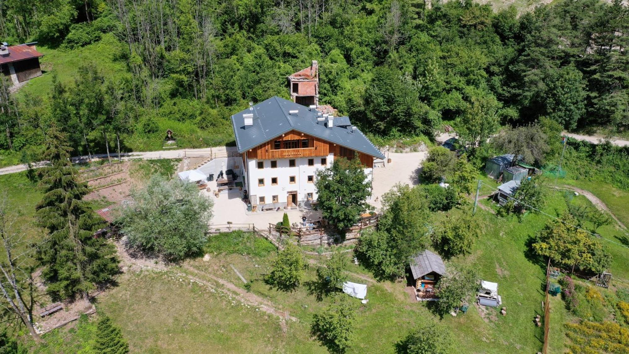 Agriturismo Borgo Damos Villa Valle di Cadore Kültér fotó